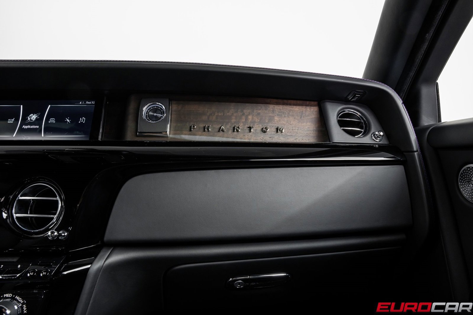 Used 2024 Rolls-Royce Phantom Sedan image 33