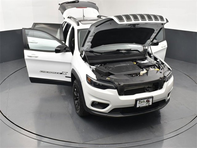 Used 2022 Jeep Cherokee Latitude w/ Sun & Sound Group image 25