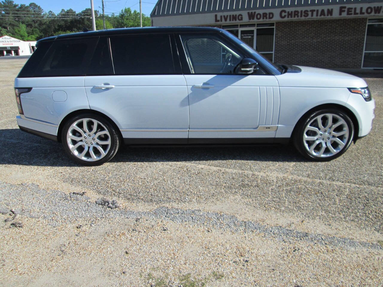 Used 2016 Land Rover Range Rover Long Wheelbase Supercharged image 69