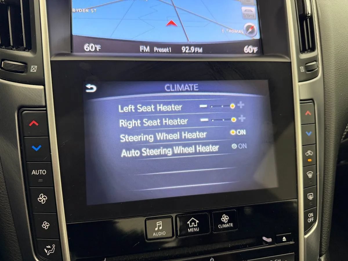 Used 2018 INFINITI Q60 3.0t Luxe w/ Sensory Package 3.0T Luxe AWD/4WD image 21