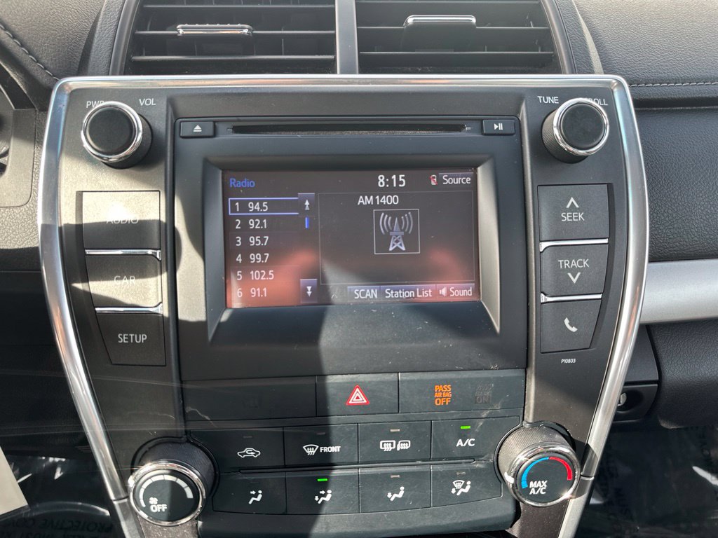 Used 2015 Toyota Camry SE FWD image 42