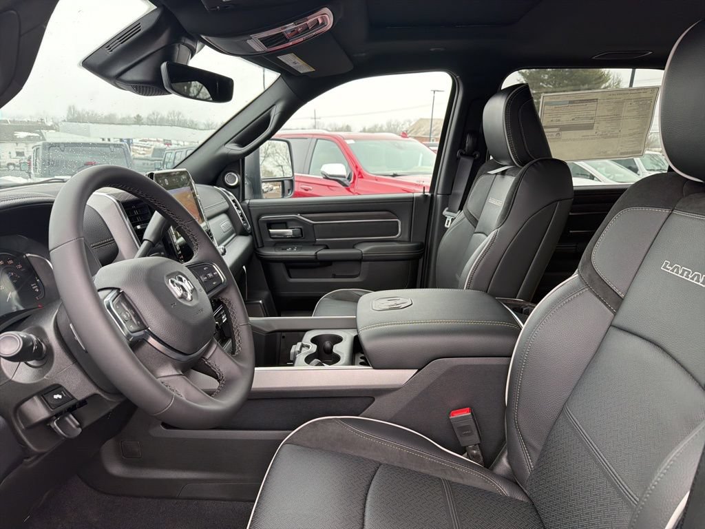 New 2026 RAM 2500 Laramie AWD/4WD image 6