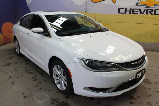 Used 2015 Chrysler 200 C w/ Sun/Sound Group FWD image 4