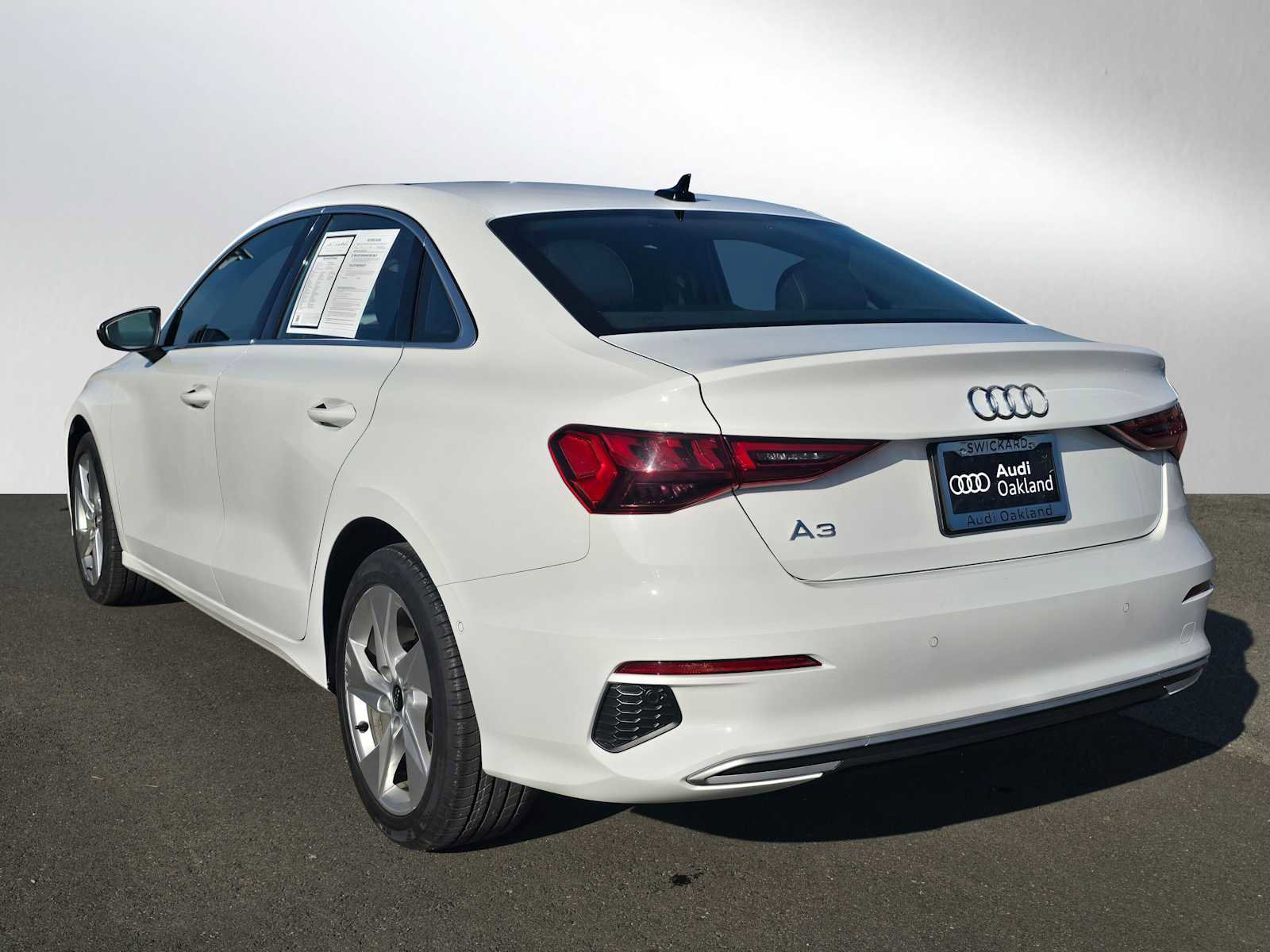 Used 2023 Audi A3 2.0T Premium image 5