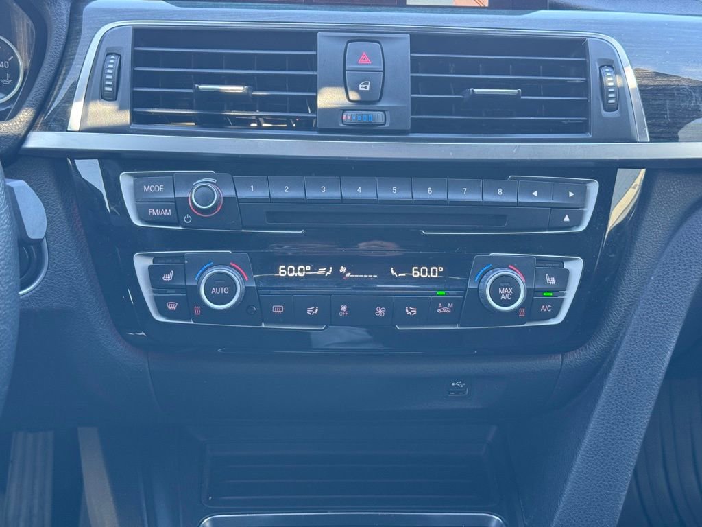 Used 2018 BMW 330i xDrive Sedan AWD/4WD image 14
