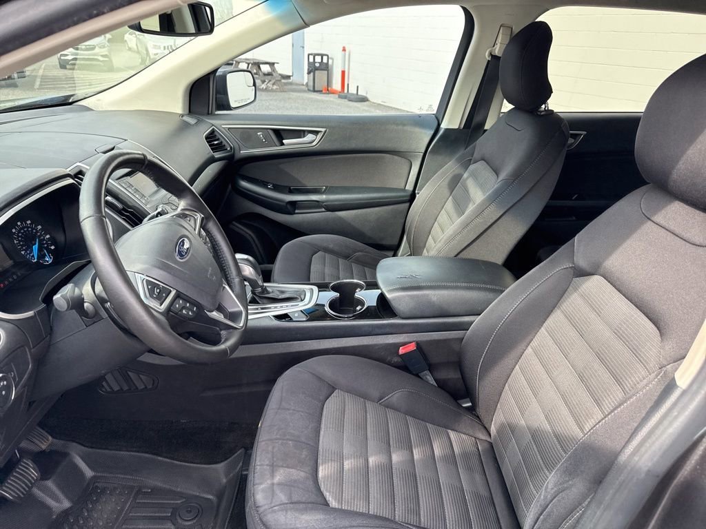 Used 2015 Ford Edge SEL image 20