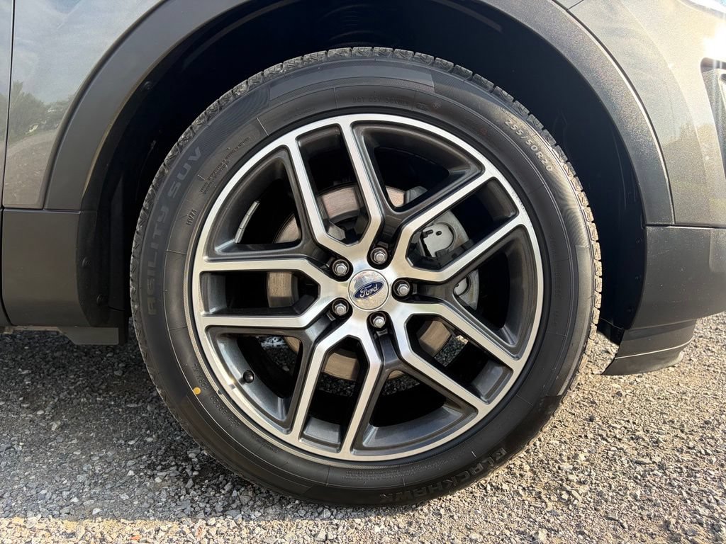 Used 2017 Ford Explorer Sport AWD/4WD image 25