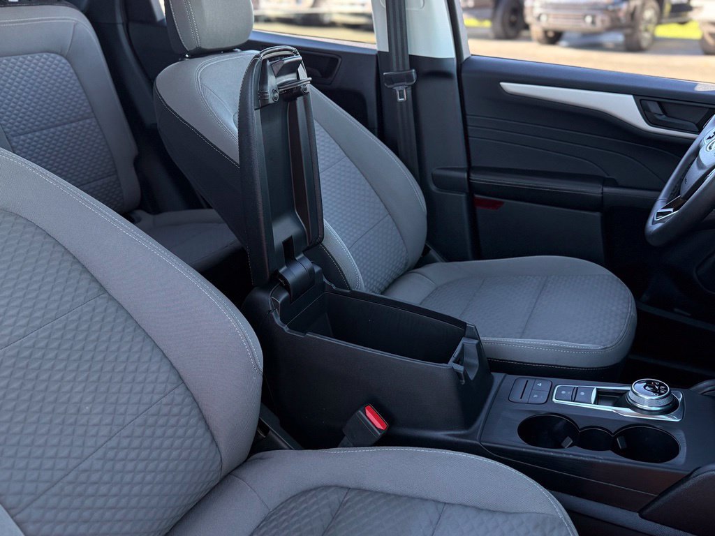 Used 2022 Ford Explorer XLT AWD/4WD image 22