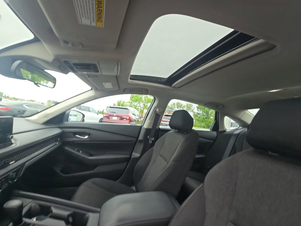 Used 2024 Honda Accord EX image 13