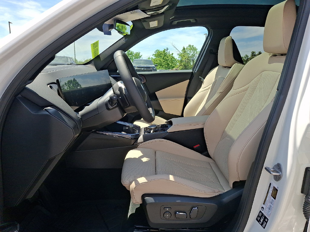 Used 2025 BMW X3 xDrive30i w/ Premium Package AWD/4WD image 15