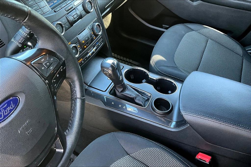 Used 2019 Ford Explorer XLT FWD image 20