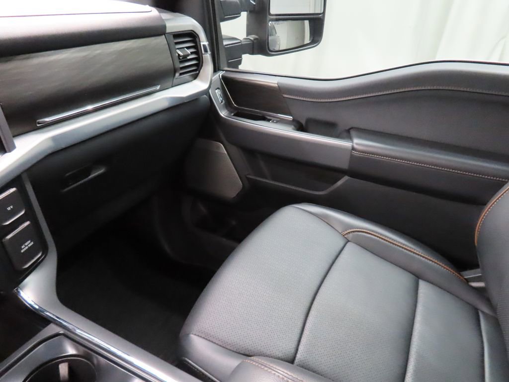 Used 2025 Ford F150 Lariat w/ Tow/Haul Package AWD/4WD image 33