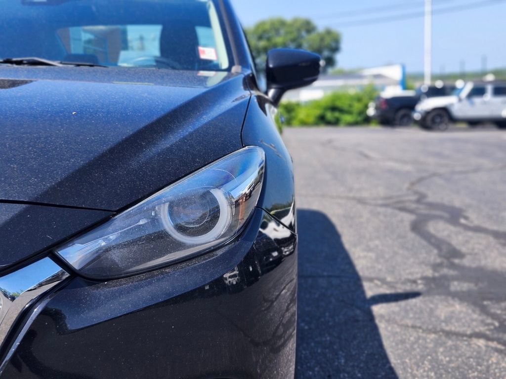 Used 2018 MAZDA MAZDA3 Grand Touring FWD image 10