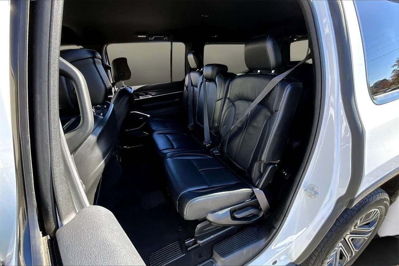 Used 2022 Jeep Wagoneer Series III image 21