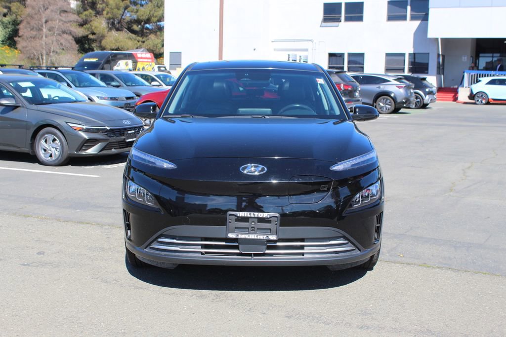 Used 2023 Hyundai Kona Limited image 4