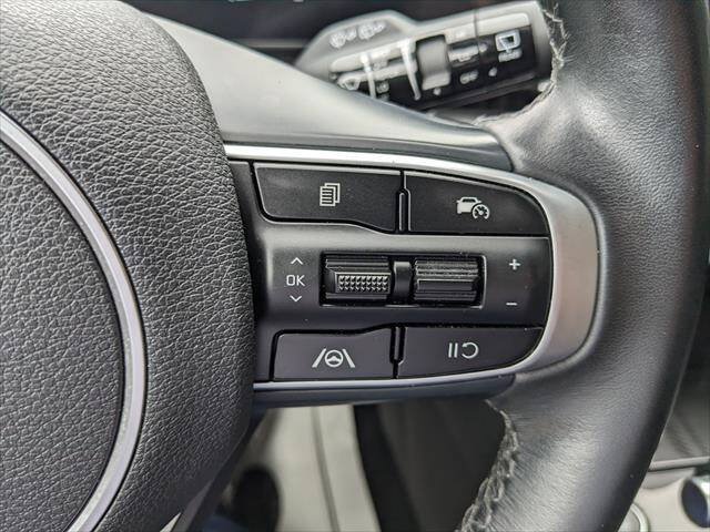 Used 2024 Kia Sportage EX FWD image 21