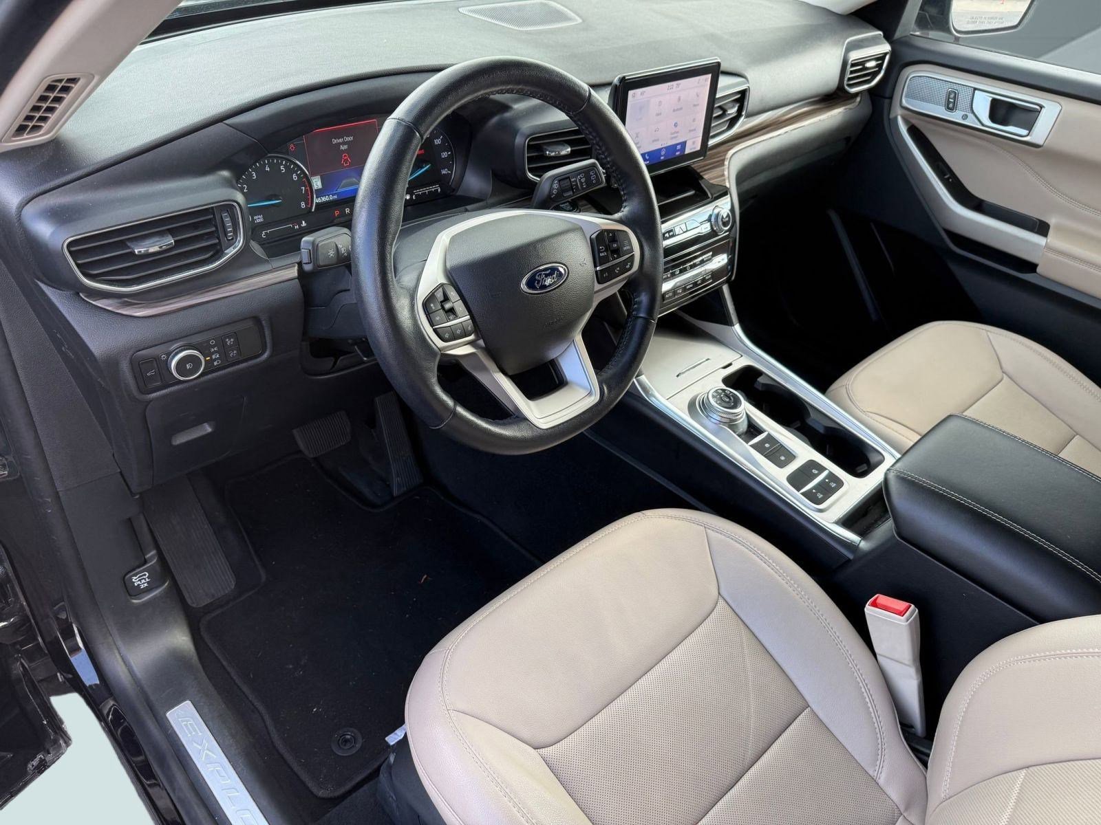 Used 2023 Ford Explorer Limited image 4
