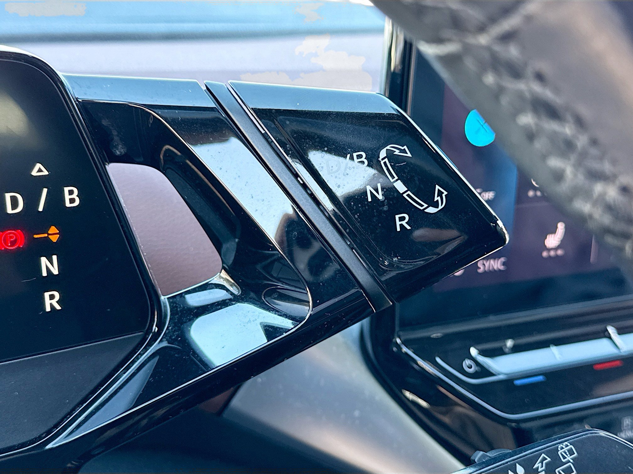 Used 2022 Volkswagen ID.4 Pro S image 28