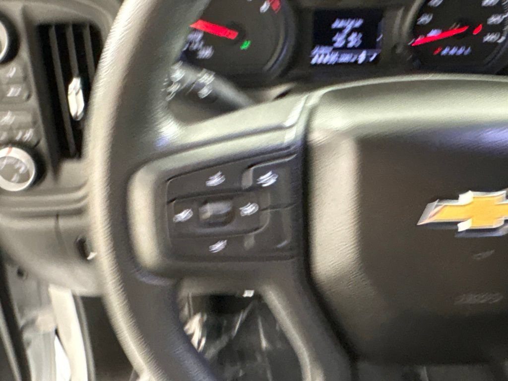 Certified 2026 Chevrolet Silverado 1500 Custom AWD/4WD image 33