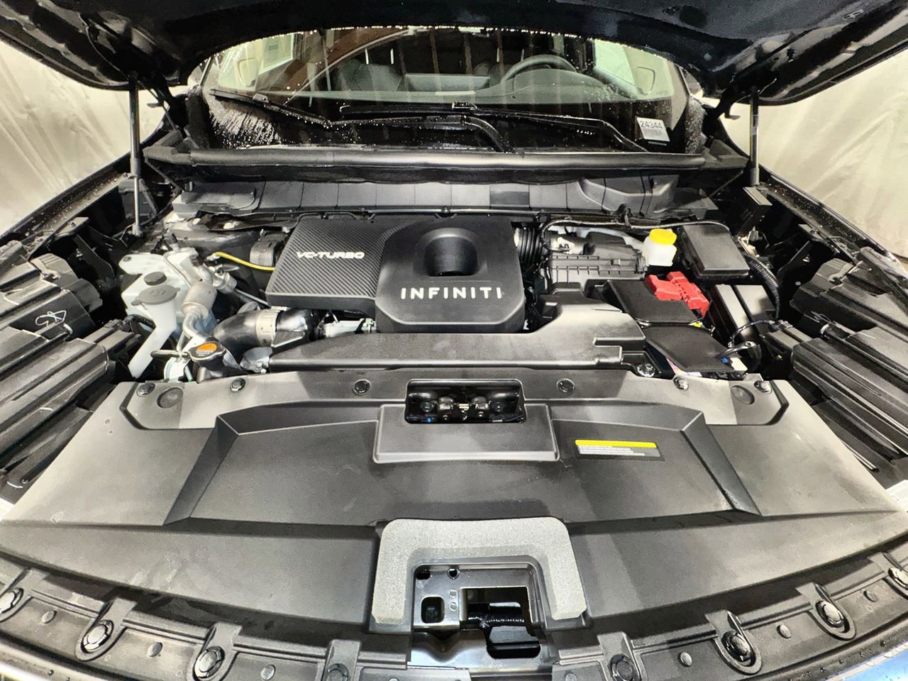 Certified 2026 INFINITI QX60 Luxe w/ Cargo Package AWD/4WD image 33