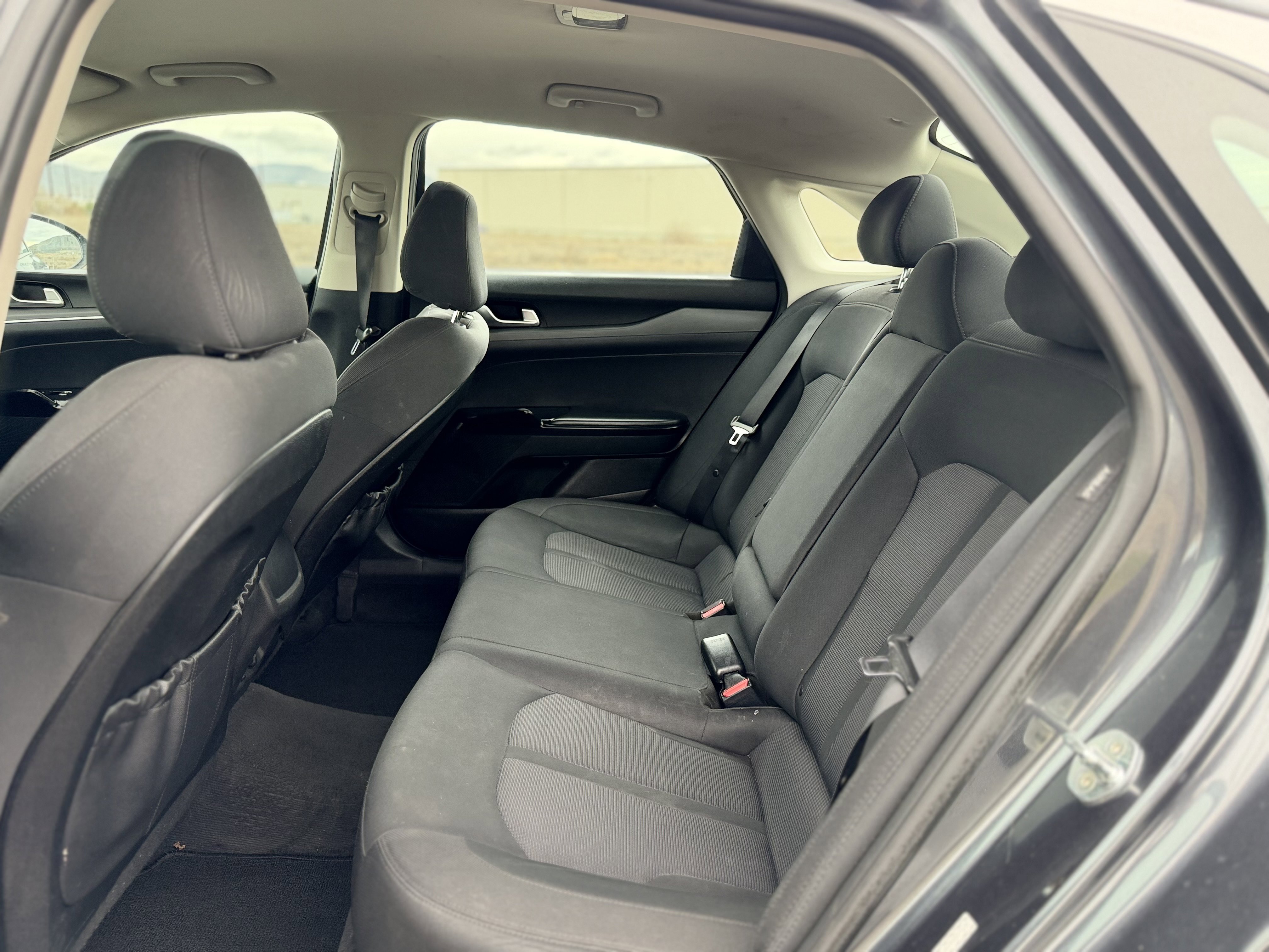 Used 2022 Kia K5 LXS FWD image 11