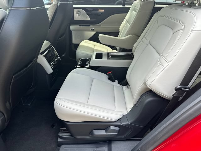 New 2026 Lincoln Aviator Reserve AWD/4WD image 21