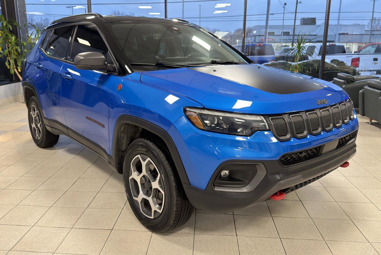 Used 2022 Jeep Compass Trailhawk w/ Trailhawk Elite Group AWD/4WD image 8