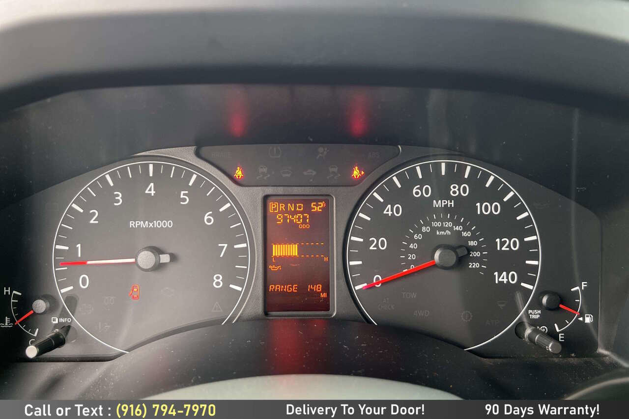 Used 2013 Nissan NV 3500 SL w/ Technology Pkg image 17