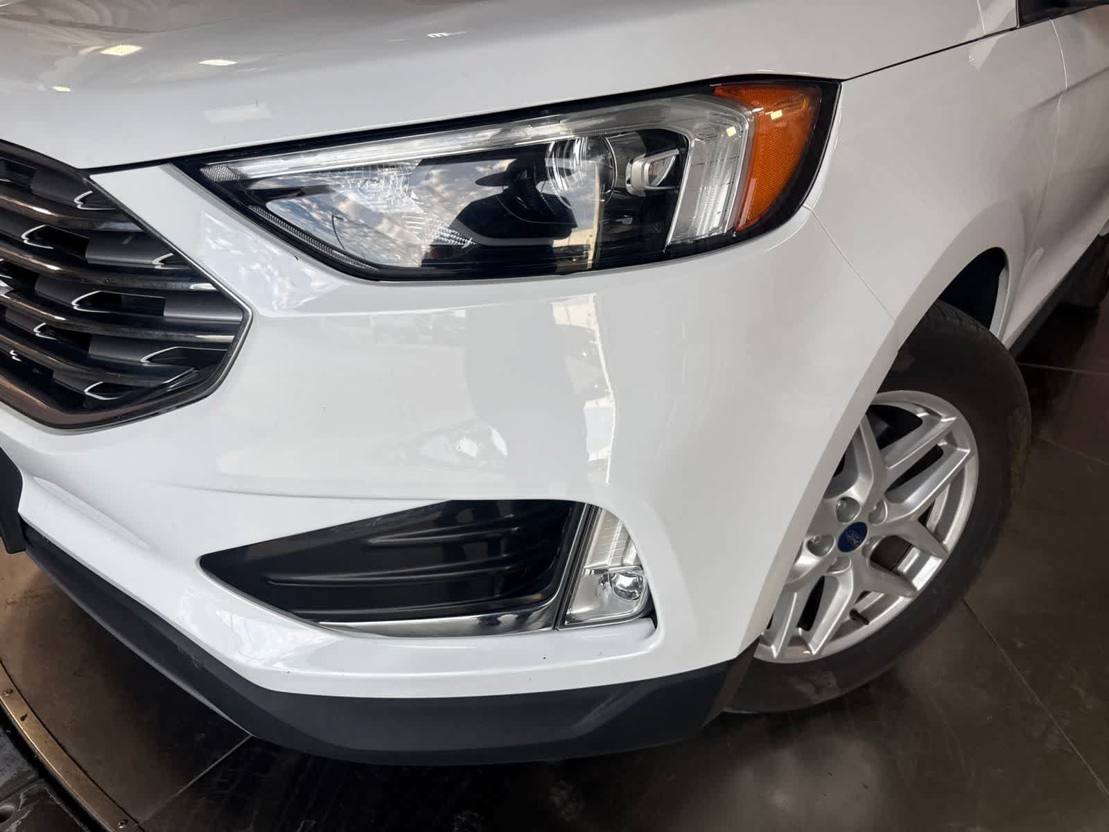 Used 2022 Ford Edge SEL w/ Convenience Package AWD/4WD image 9