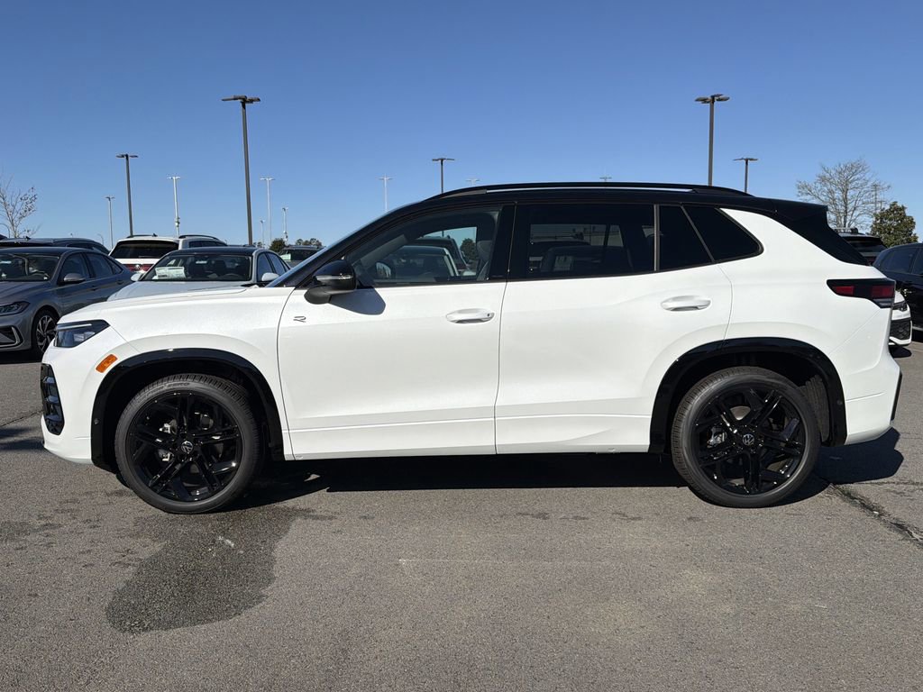 New 2026 Volkswagen Tiguan SE R-Line FWD image 2