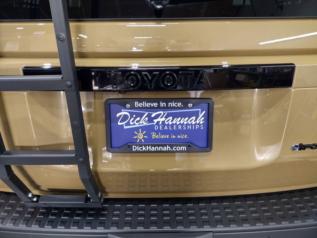 Used 2025 Toyota Land Cruiser image 14