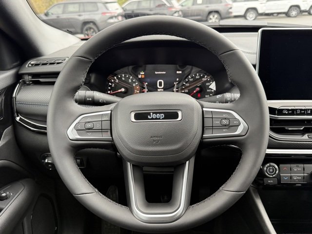 New 2026 Jeep Compass Latitude image 19