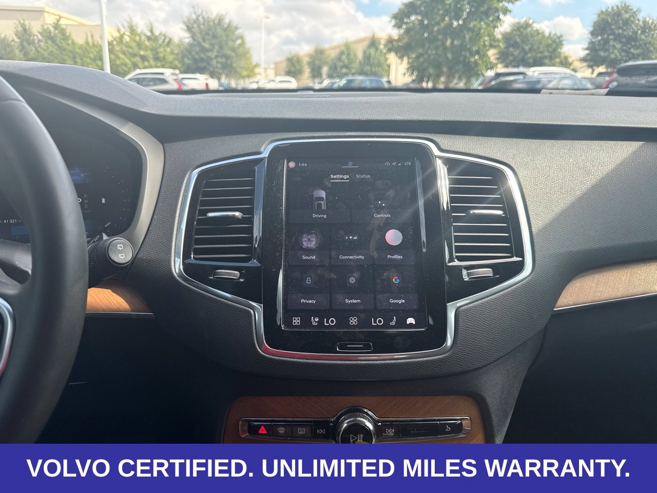Certified 2023 Volvo XC90 B6 Plus w/ Protection Package Premier AWD/4WD image 34