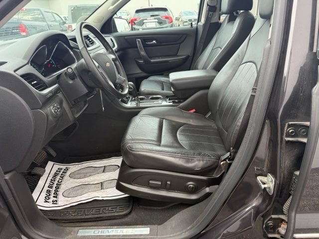 Used 2017 Chevrolet Traverse Premier w/ LPO, 'HIT The Road' Package AWD/4WD image 28