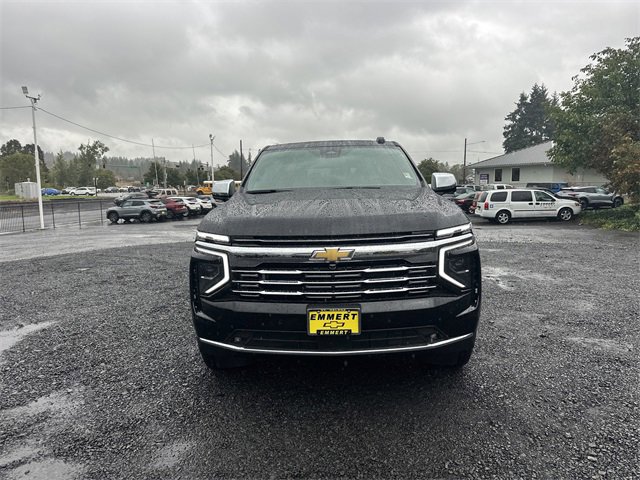 New 2026 Chevrolet Suburban Premier image 8