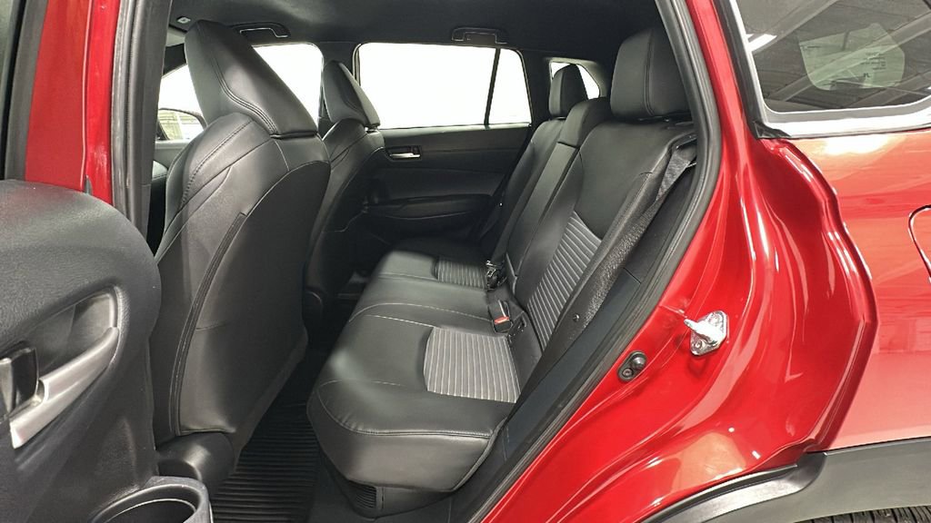 Used 2024 Toyota Corolla Cross XSE image 12