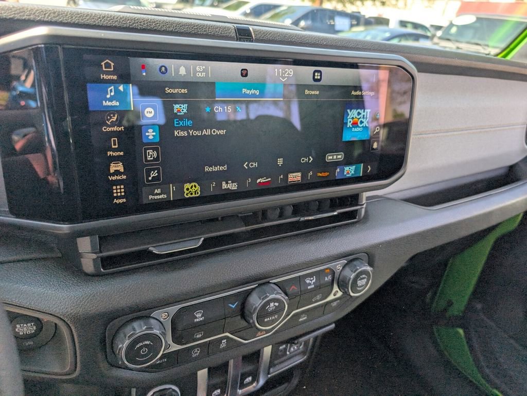 Used 2025 Jeep Wrangler Sport image 16