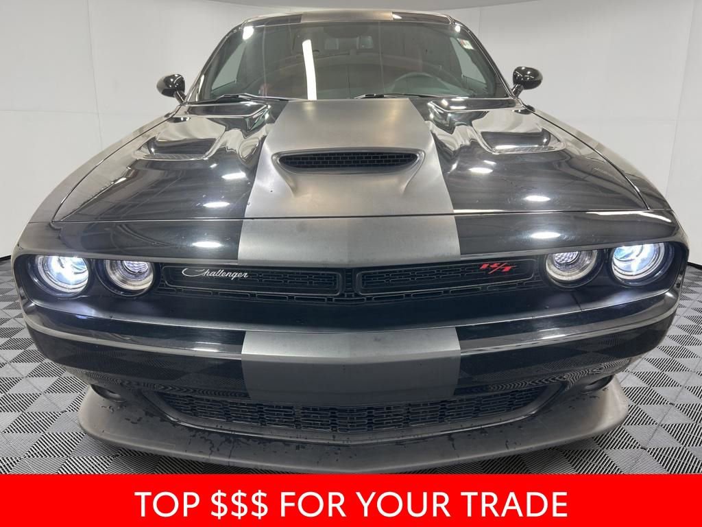 Used 2022 Dodge Challenger R/T Scat Pack w/ Dynamics Package RWD image 2