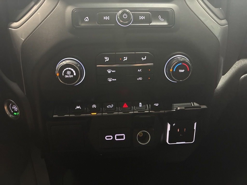 Used 2024 Chevrolet Silverado 1500 Custom RWD image 33