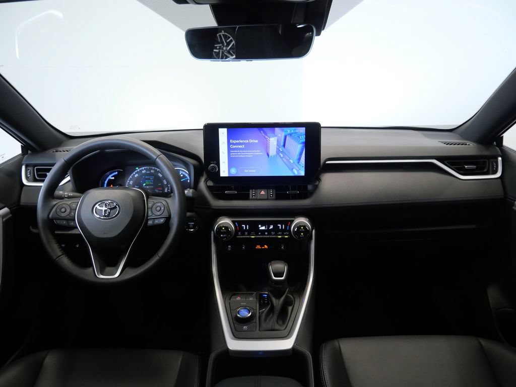 Used 2024 Toyota RAV4 XSE AWD/4WD image 17