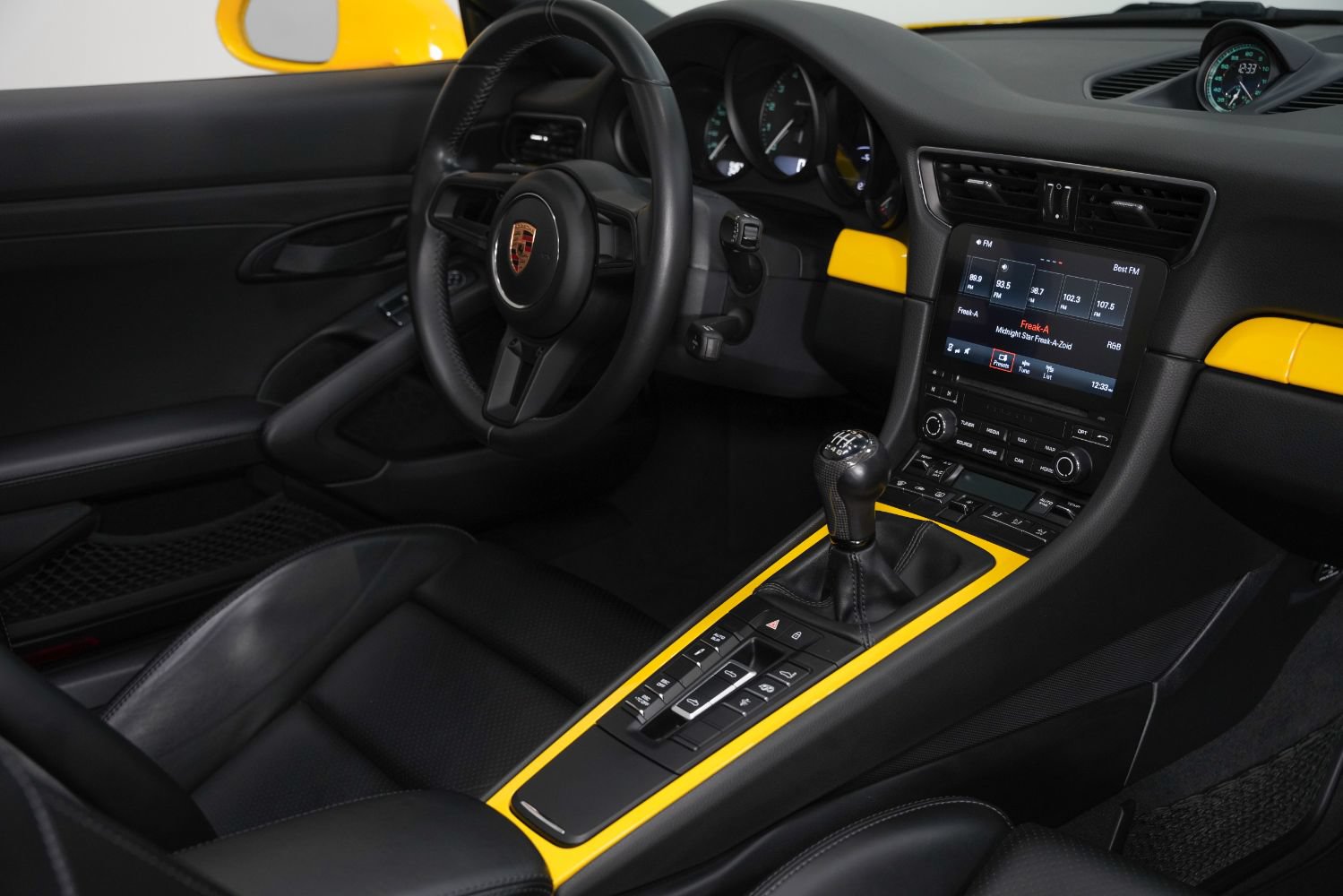 Used 2019 Porsche 911 Speedster RWD image 35