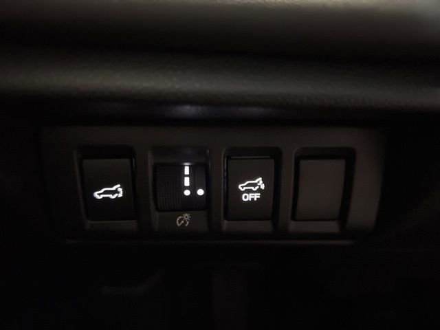 Certified 2025 Subaru Outback Limited image 47