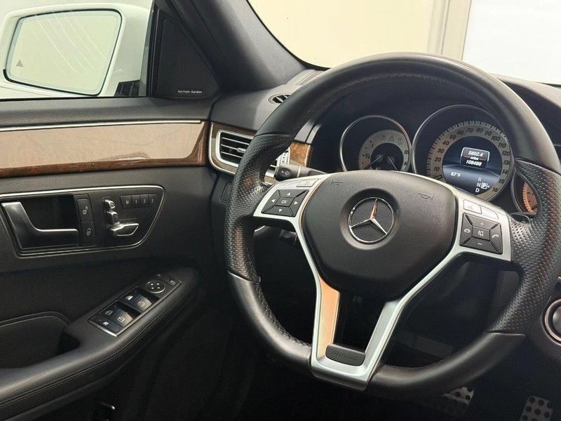 Used 2014 Mercedes-Benz E 350 4MATIC Sedan image 11