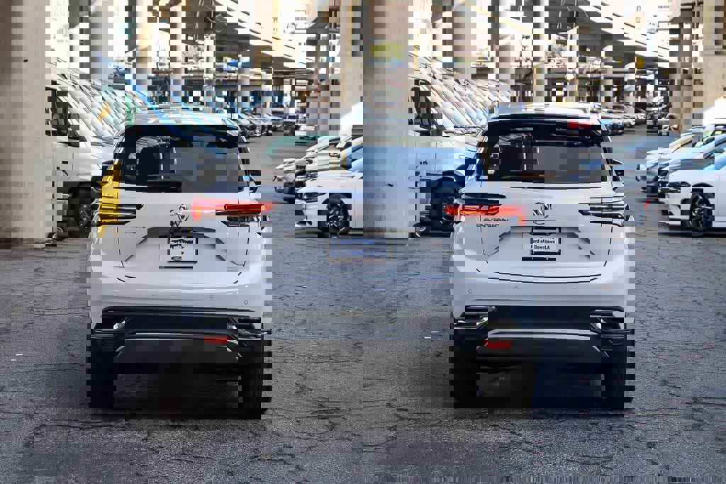 Used 2023 Buick Envision Preferred image 5