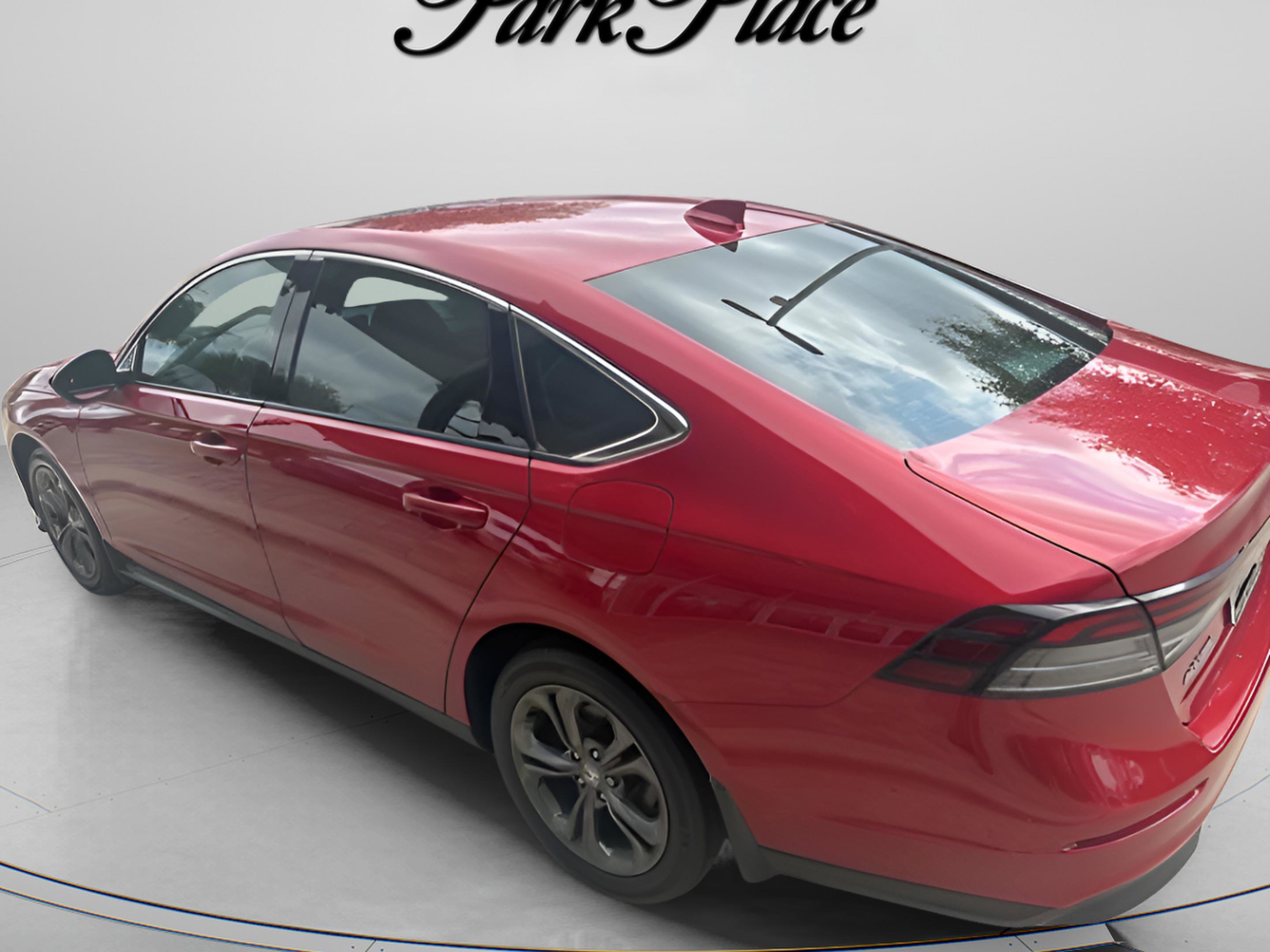 Used 2023 Honda Accord EX image 5