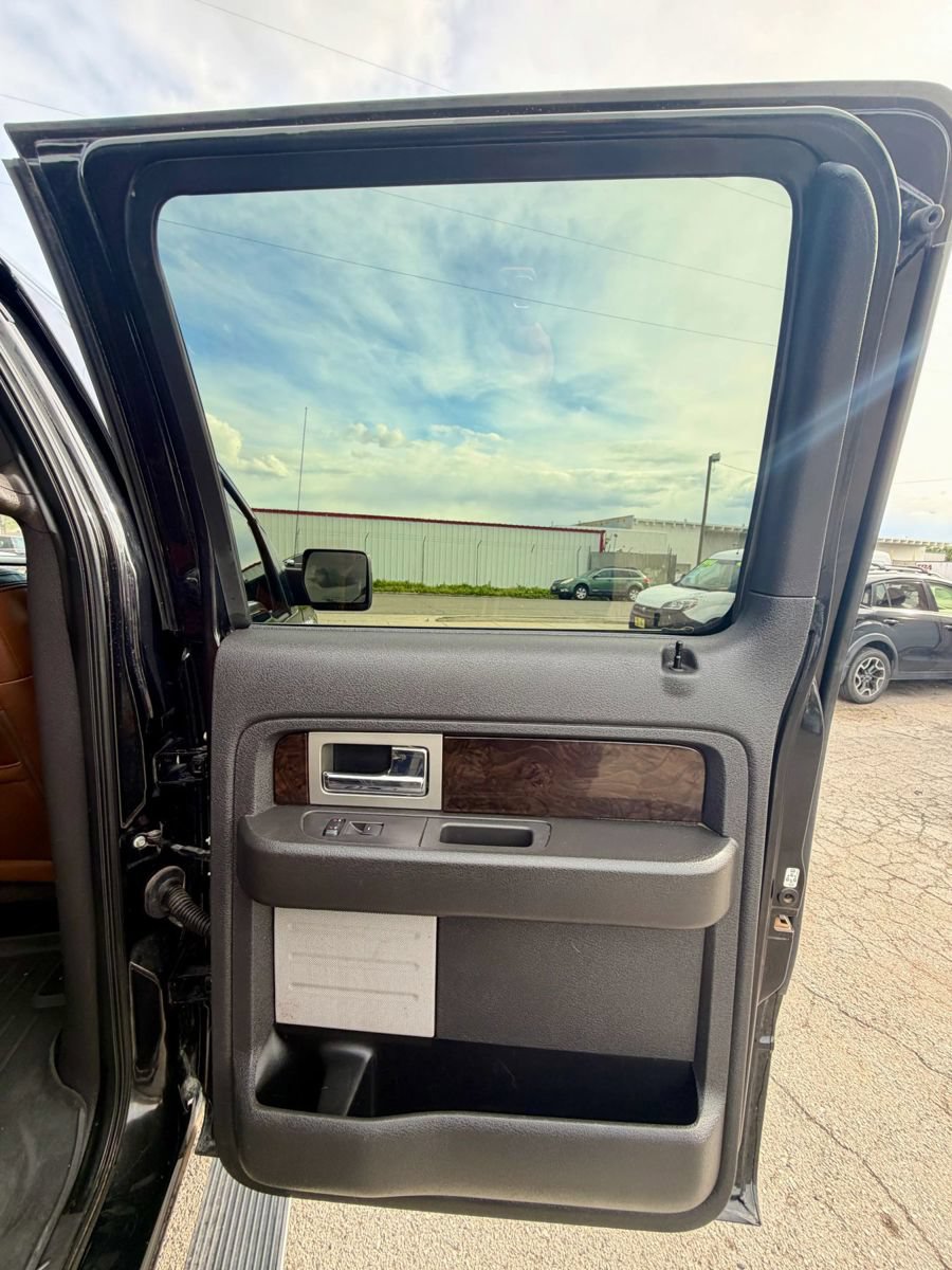 Used 2014 Ford F150 Platinum AWD/4WD image 19