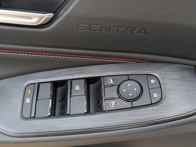 New 2026 Nissan Sentra SR w/ SR Premium Package FWD image 17