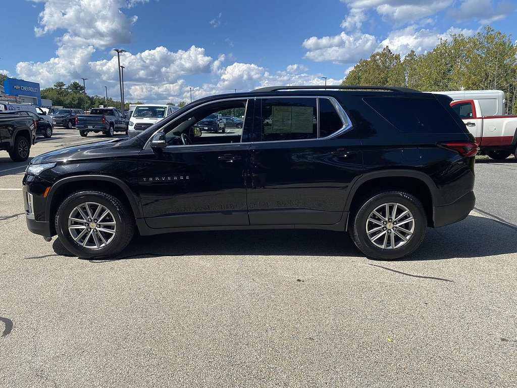 Used 2023 Chevrolet Traverse LT w/ LPO, Floor Liner Package AWD/4WD image 5