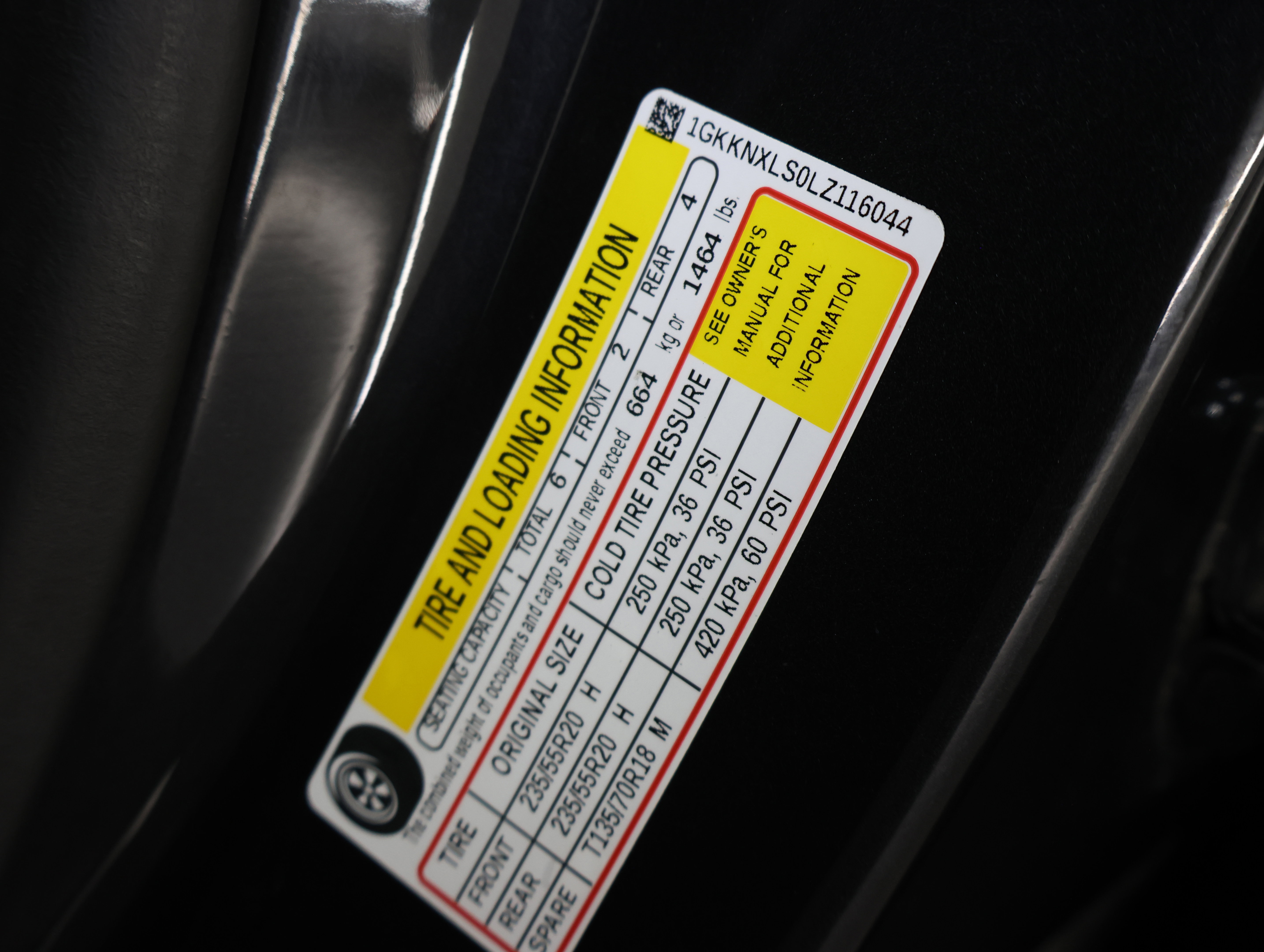 Used 2020 GMC Acadia Denali w/ Trailering Package image 79