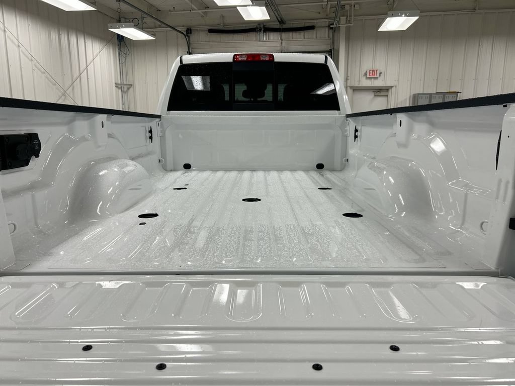 New 2026 RAM 3500 Tradesman AWD/4WD image 19